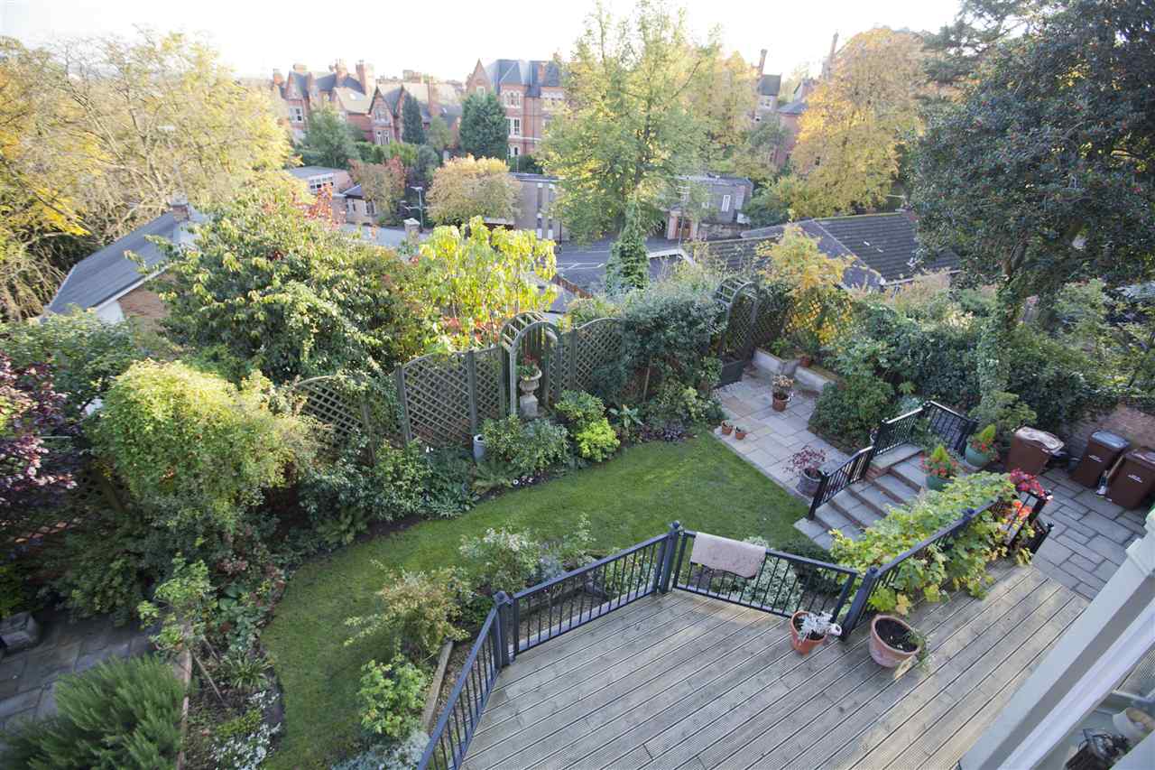 resized-2349823-15 - Gardens.jpg